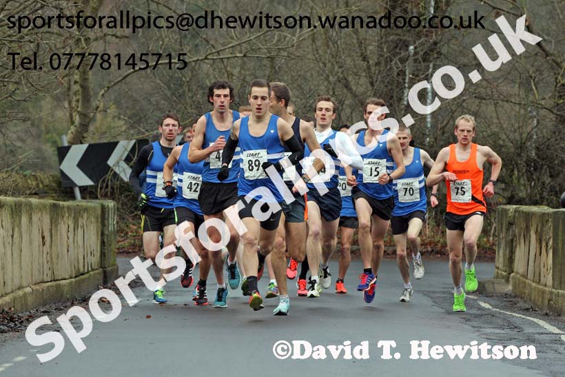 Morpeth Harriers 11k Road Race. Photo: David T. Hewitson/Sports for All Pics